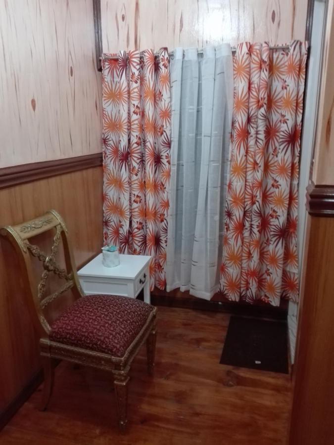 בנאווה Koreen Guest House מראה חיצוני תמונה